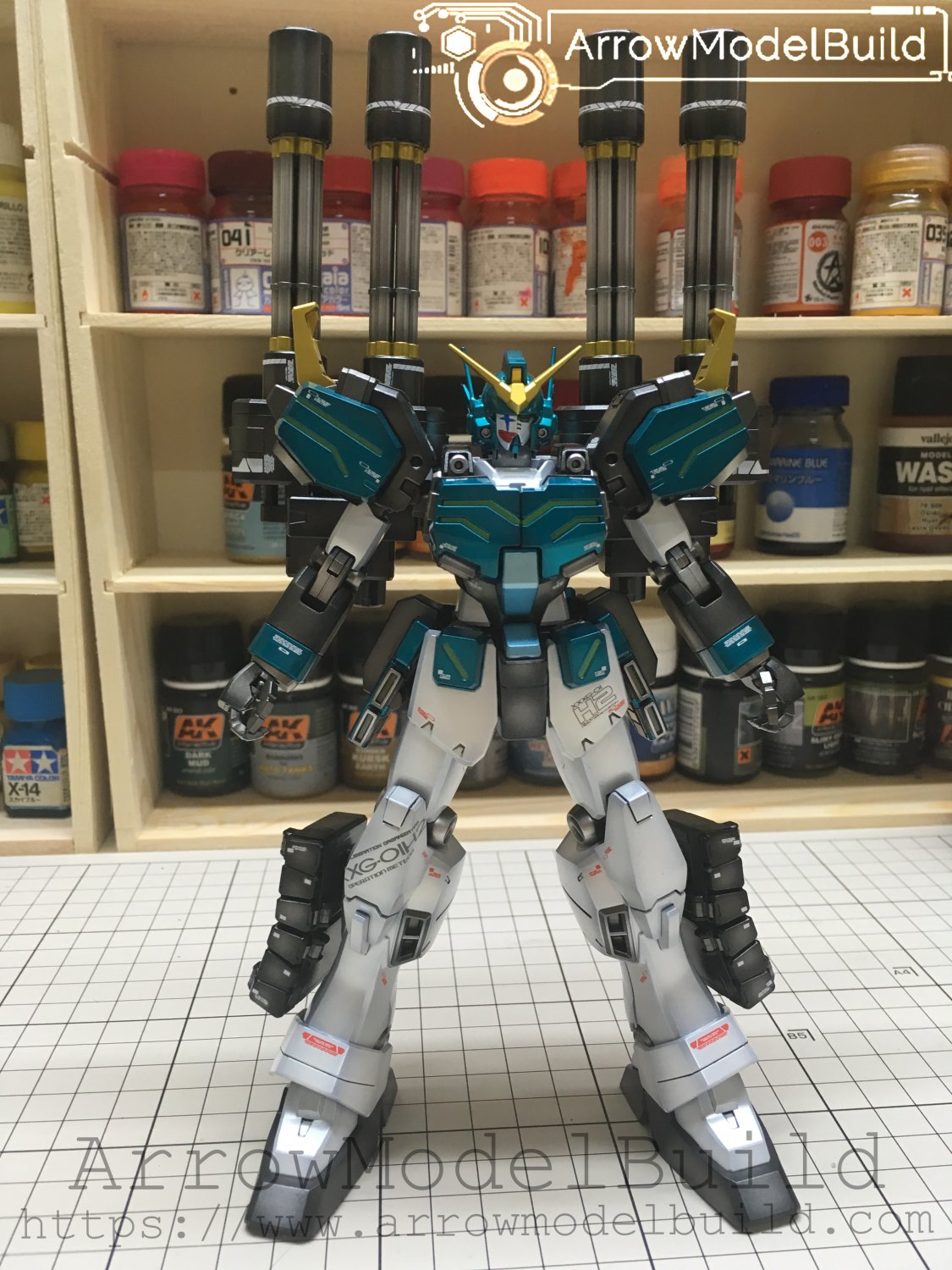 ArrowModelBuild Heavyarms Gundam EW (Metal Color)  Built & Painted MG 1/100 Model Kit