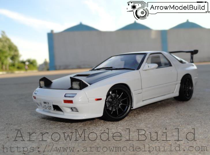 ArrowModelBuild Mazda FC3S RX-7 Built & Painted 1/24 Model Kit