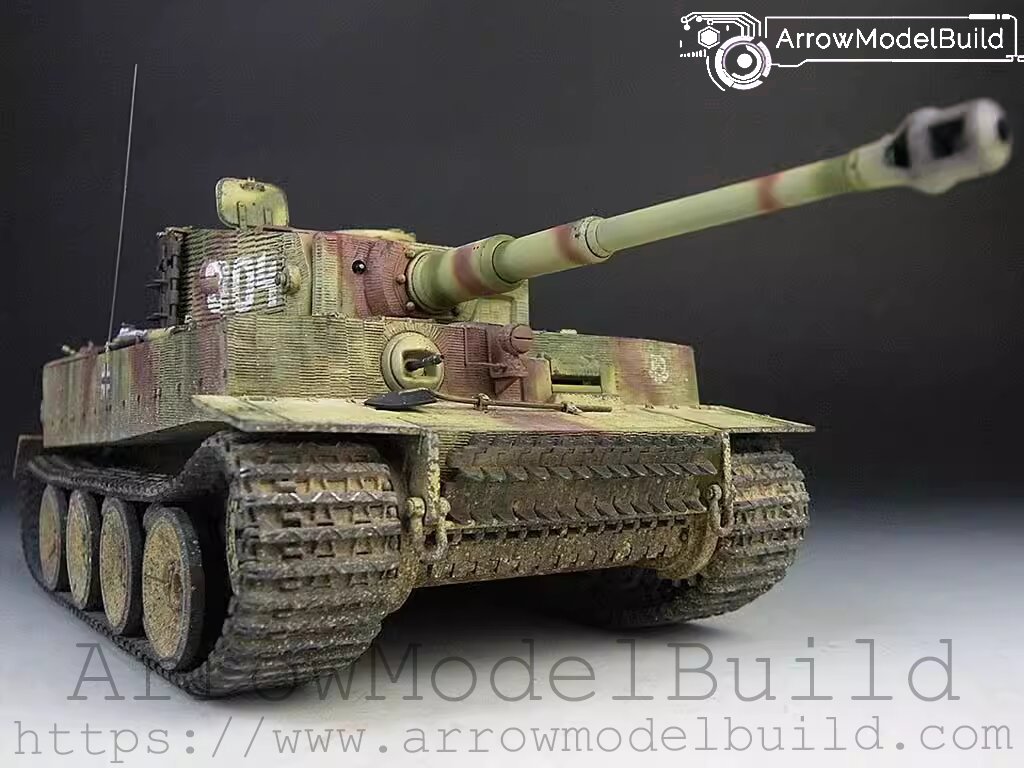ArrowModelBuild Dragon Tiger I Tank Vehicle Built & Painted 1/35 Model Kit