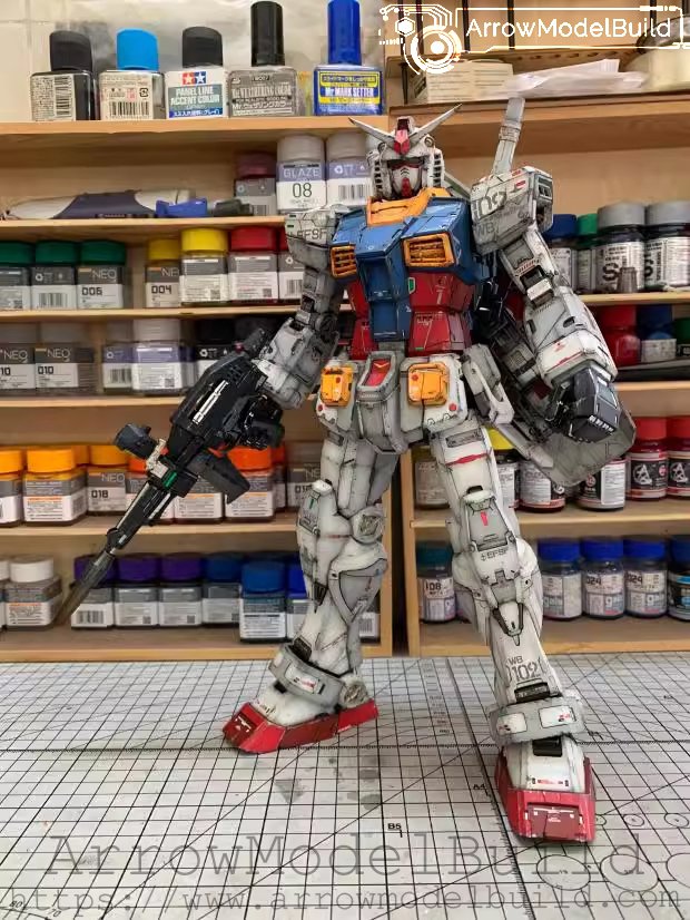 ArrowModelBuild Gundam RX-78-2 (Shaping) Built & Painted PG 1/60 Model Kit