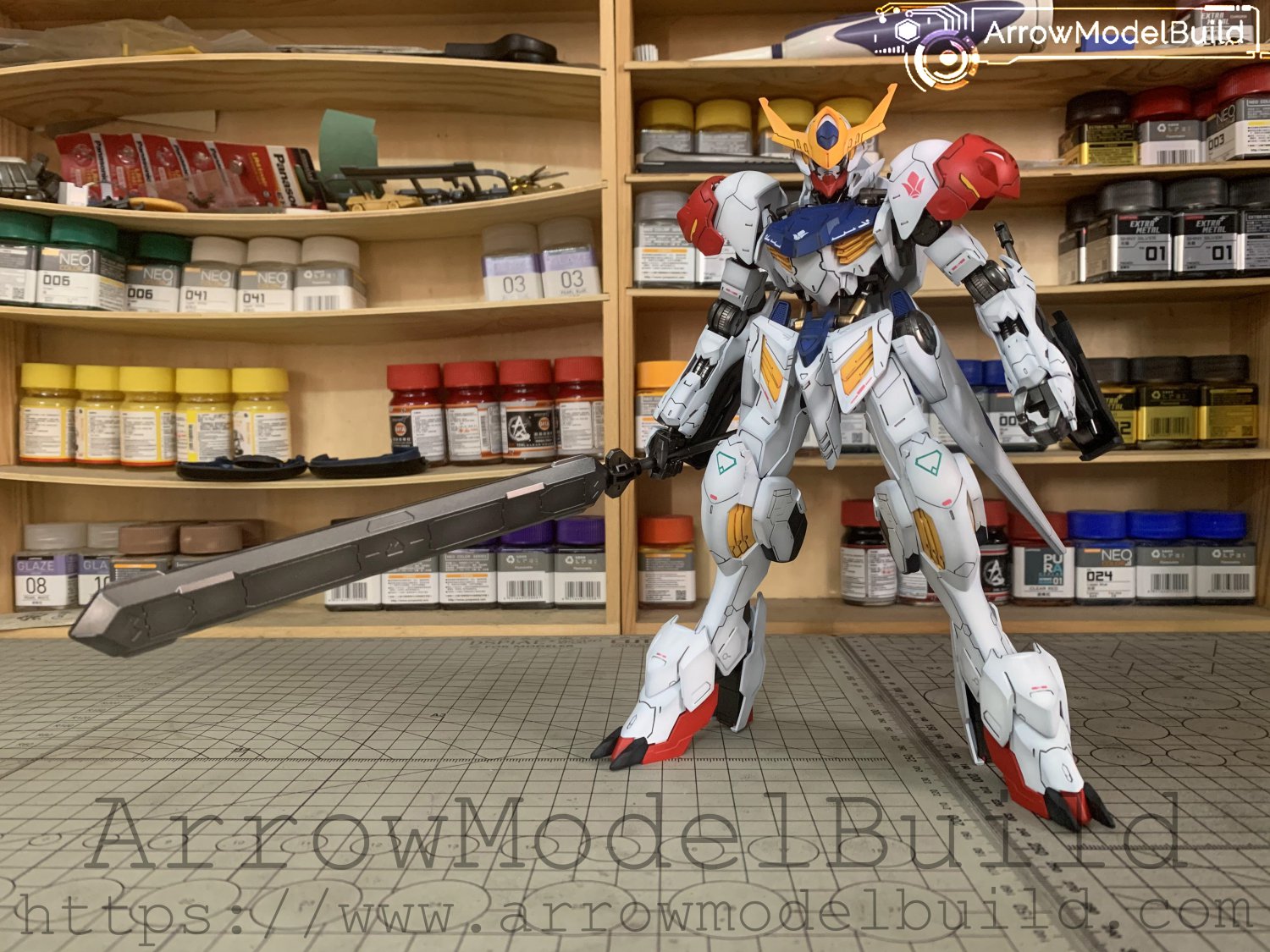 ArrowModelBuild Barbatos Lupus Built & Painted MG 1/100 Model Kit