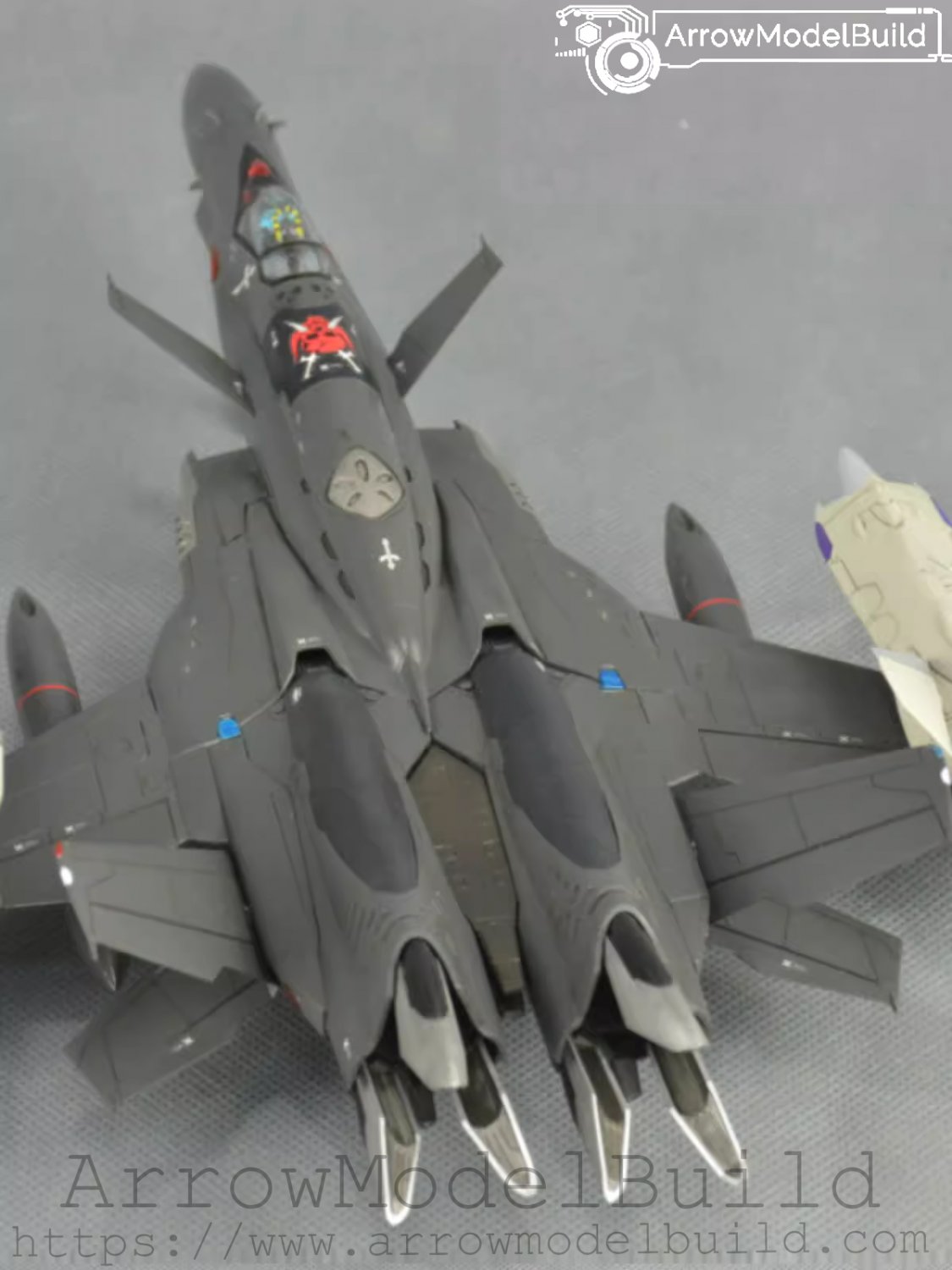ArrowModelBuild Macross SV-51 Built & Painted 1/72 Model Kit
