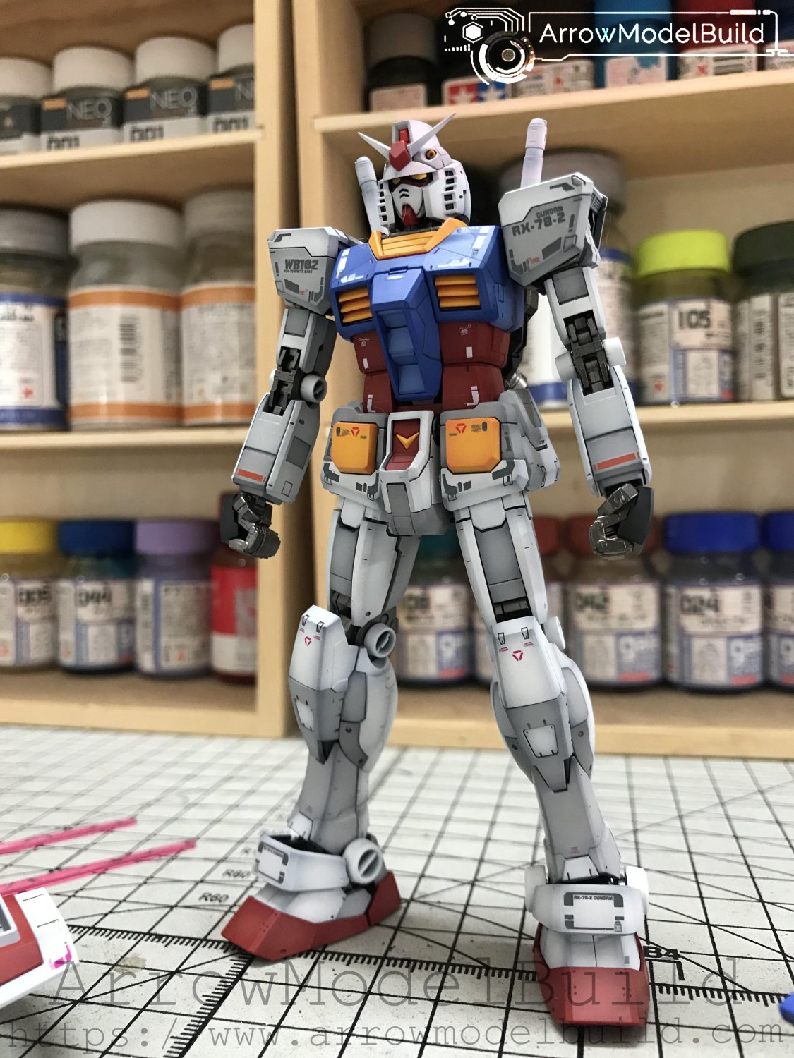 ArrowModelBuild RX-78-2 Gundam Ver 2.0 (Shadow Effect) Built & Painted RG 1/144 Model Kit