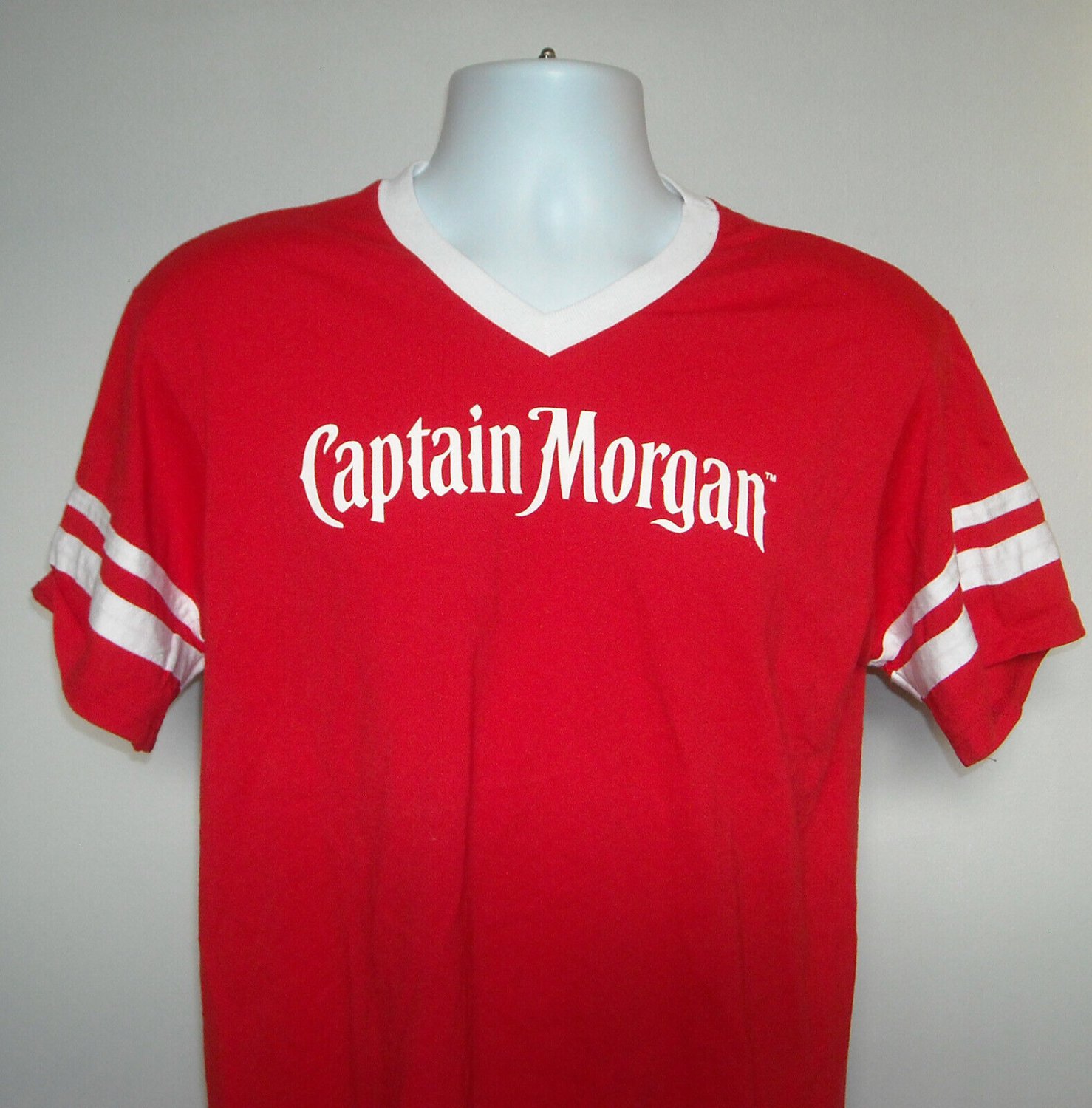 Captain Rum 16 V Neck Baseball T Shirt Mens Large Red
