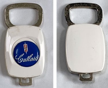 Vintage Cutlass Logo Plastic Metal Key Ring Fob Holder White