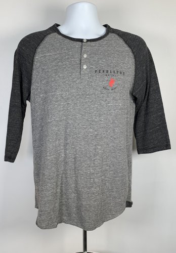 Pendleton Whisky Let'er Buck Henley Shirt Womens Large Gray Poly Cotton Blend