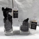 2 Jack Daniels Whiskey Glasses Tall & Short + 2 Hanging Bottle Shaped Shots 2 Jack Daniels Whiskey Glasses Tall & Short + 2 Hanging Bottle Shaped Shots