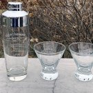 2 New Etched Gentleman Jack Daniels Tapered 8 oz Whiskey Glasses & Drink Shaker 2 New Etched Gentleman Jack Daniels Tapered 8 oz Whiskey Glasses & Drink Shaker
