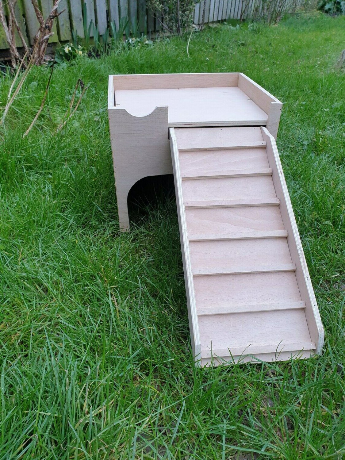 Tortoise Hideout Castle Play House Shelter Ideal For Tortoise Guinea Pig Hamster
