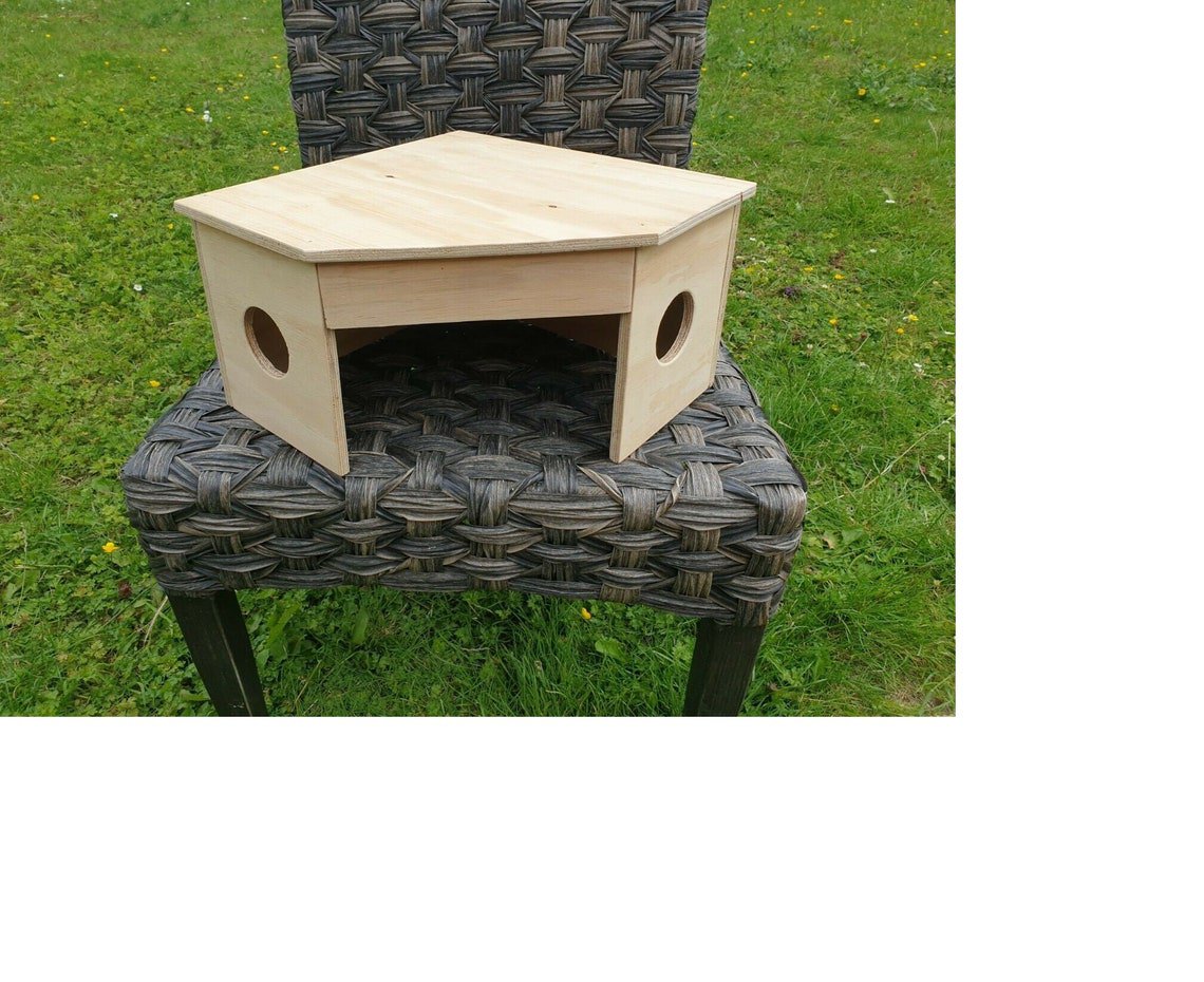 Large Guinea Pig Corner Play House Peek A Boo Shelter Hutch Hideout Hideway