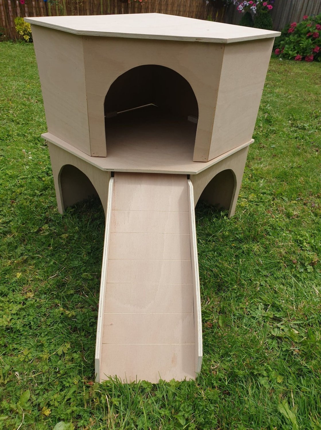 Large two Storey Corner Shelter castle for Rabbits and Guinea pigs house