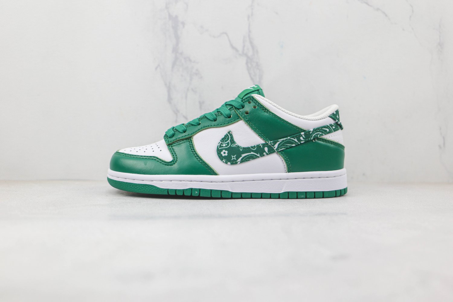 Nike Dunk Low Essential Paisley Pack Green
