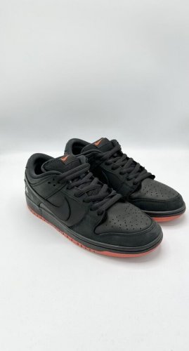 Nike sb dunk low trd qs black pigeon hotsell