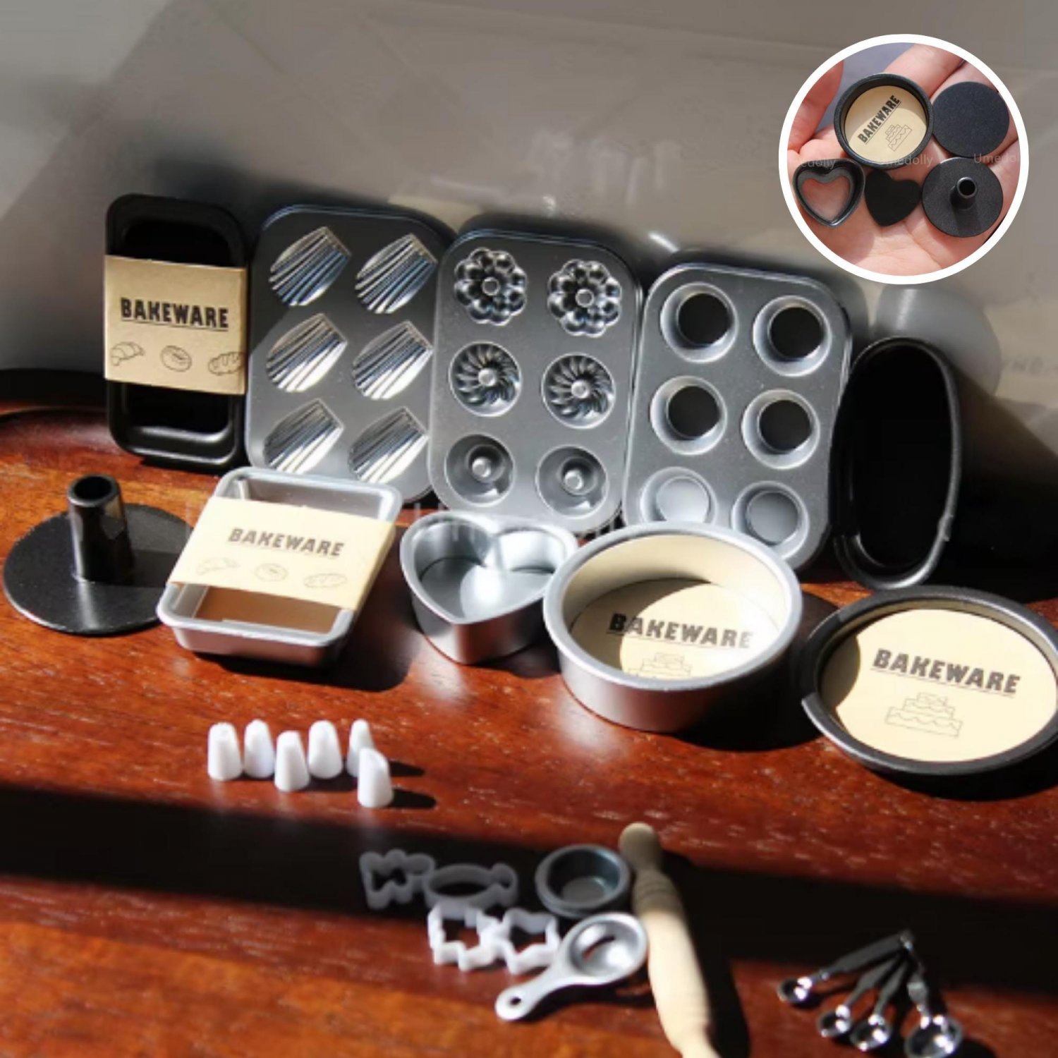 Miniature Bakeware Set for Dollhouse Kitchen, Miniature Cookie Cutter Baking Tools, Pastry Dollhouse