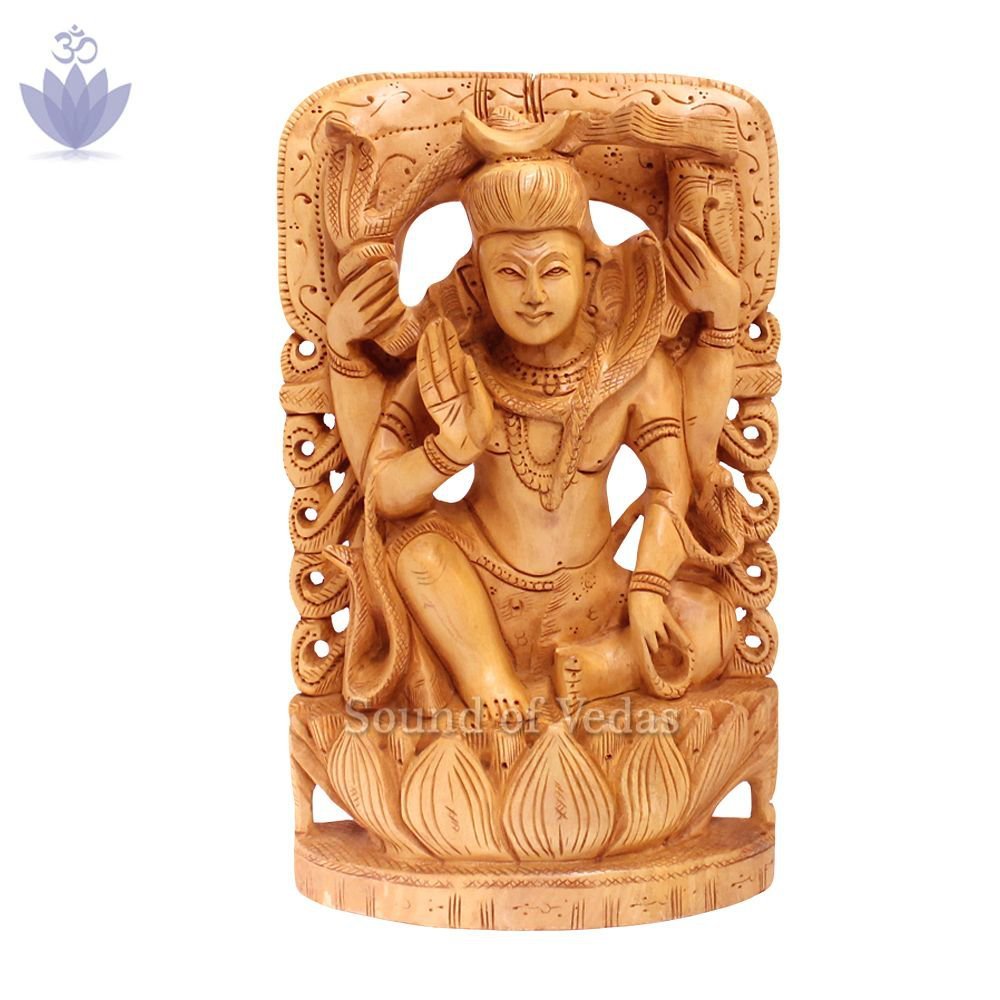 Shiva Idol in Kadamba Wood