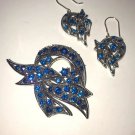 Vintage Pin Brooch Wire Earrings Blue Rhinestone Silver Tone Retro 1950s Mad Men Vintage Pin Brooch Wire Earrings Blue Rhinestone Silver Tone Retro 1950s Mad Men