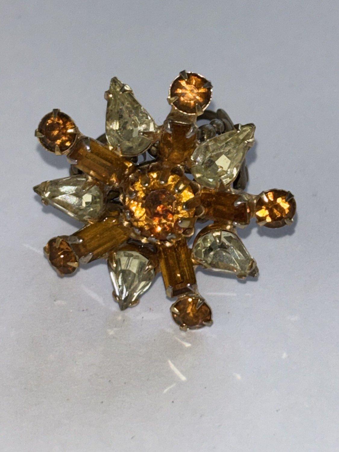 VINTAGE Cocktail Ring Adjustable 1960s Amber Citrine Rhinestone Star Shape Retro