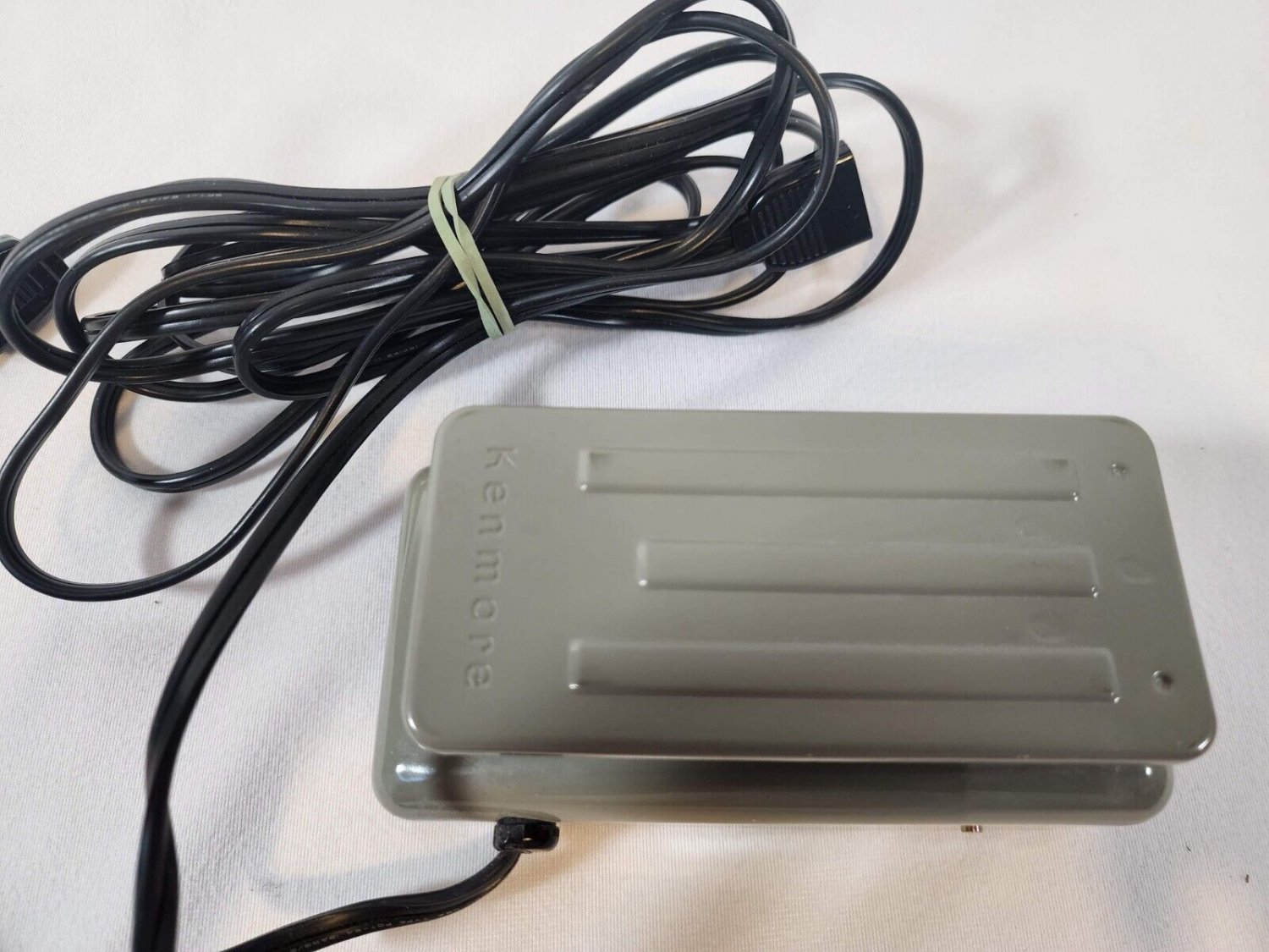 Kenmore Genuine 6812 Vintage Foot Pedal 3-Hole Beige Metal For Sewing Machines