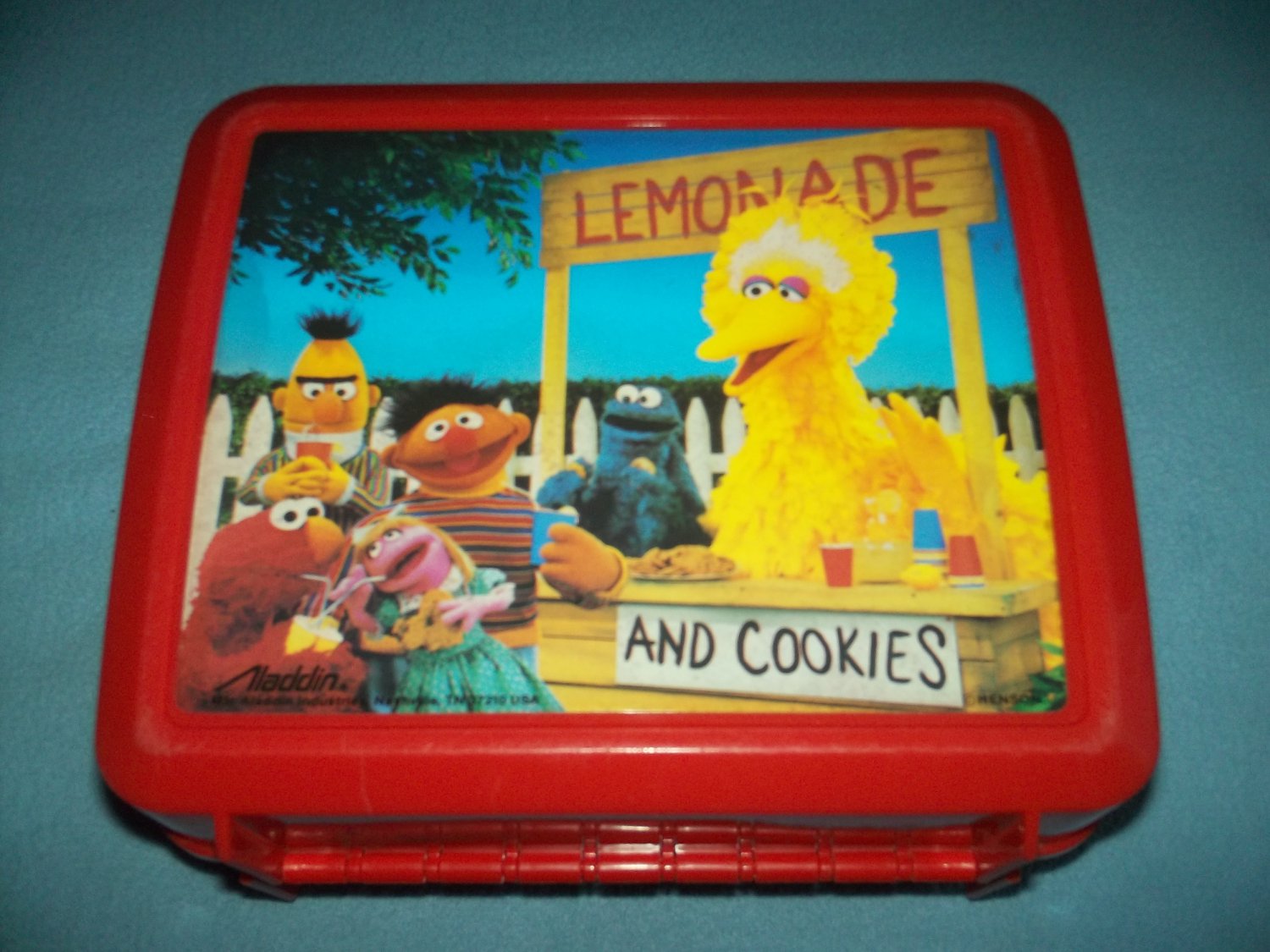 VINTAGE SESAME STREET BIG BIRD LEMONADE STANDLUNCH BOXPLASTIC NO THERMOS