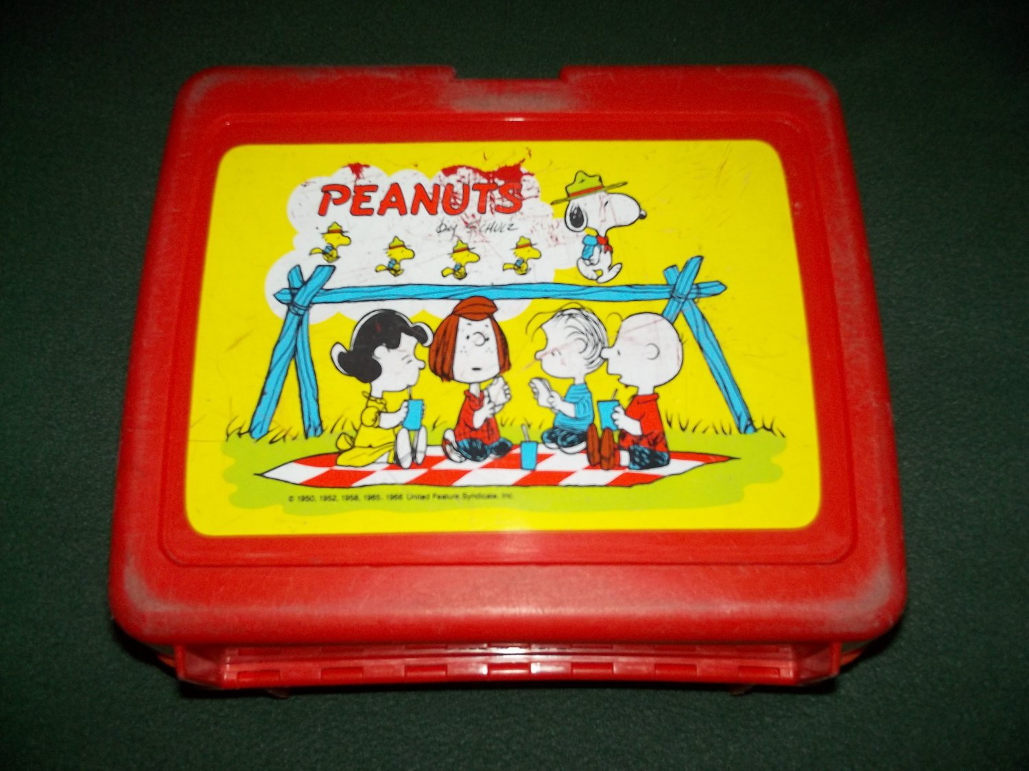 VINTAGE PEANUTS BY SCHULTZ~LUNCH BOX~PLASTIC~ NO THERMOS