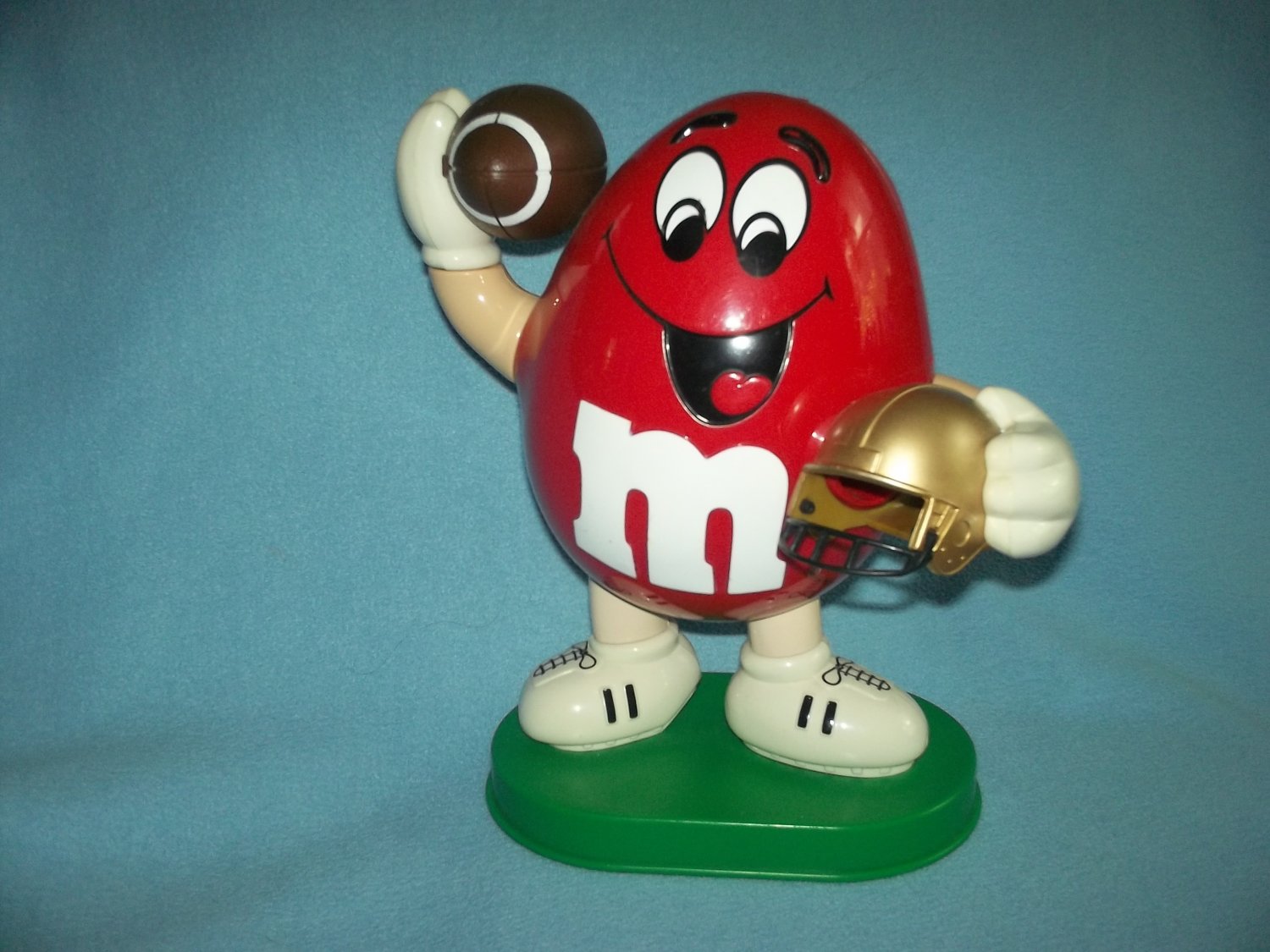 M AND Ms M&Ms CANDY FOOTBALL PLAYER DISPENSER