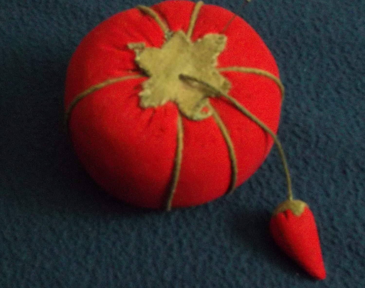 Vintage SEWING Strawberry Tomato EMERY Pin Cushion JAPAN