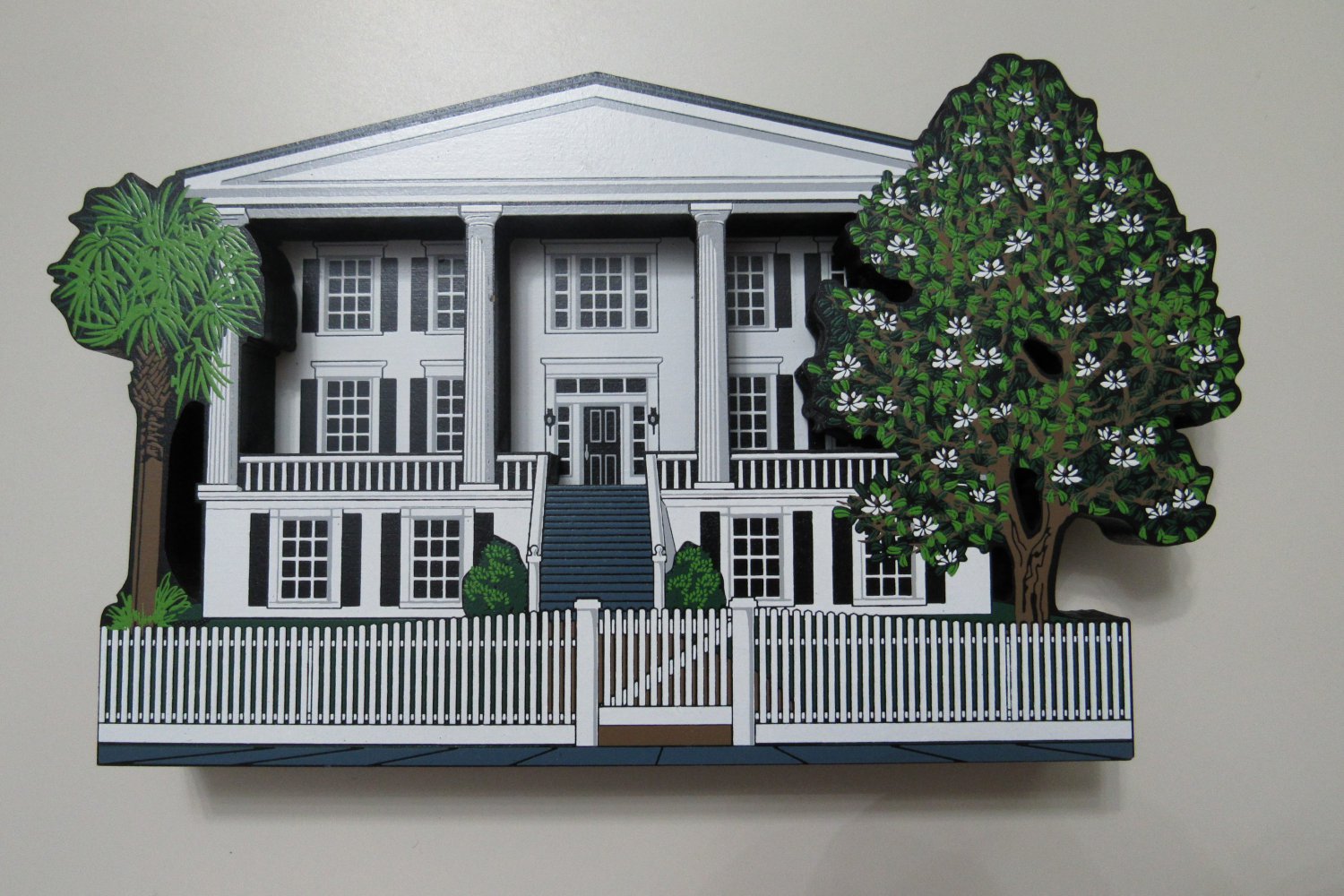 SHEILA'S COLLECTIBLE HOUSES Orange Hall St. Marys, 2001