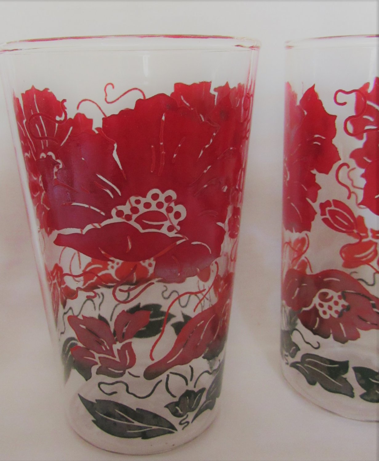 Vintage PEANUT BUTTER PREMIUM Glasses TUMBLERS Set 7 Colorful Red Flowers
