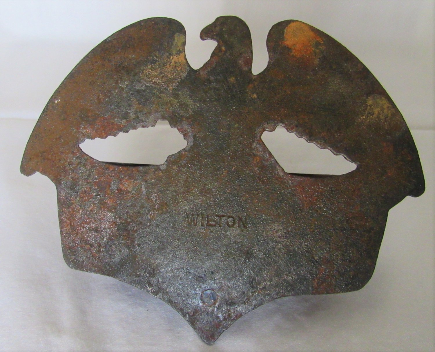 Vintage WILTON CAST IRON AMERICAN EAGLE MATCH HOLDER Patriotic AMERICANA
