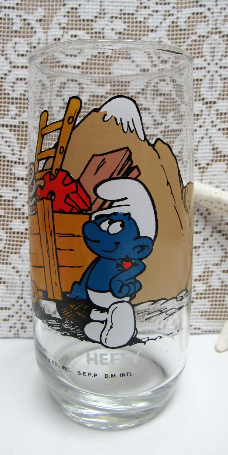 Vintage THE SMURFS Cartoon Promo Glass HEFTY SMURF Peyo 1982 Wallace Berrie