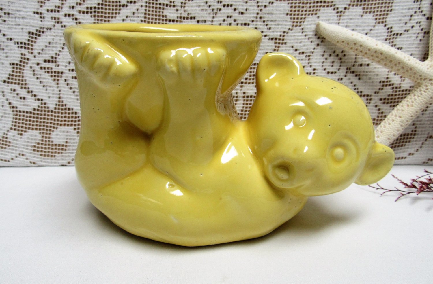Vintage PLAYFUL BEAR Pottery Planter Yellow MORTON POTTERY 1950s Mid Century
