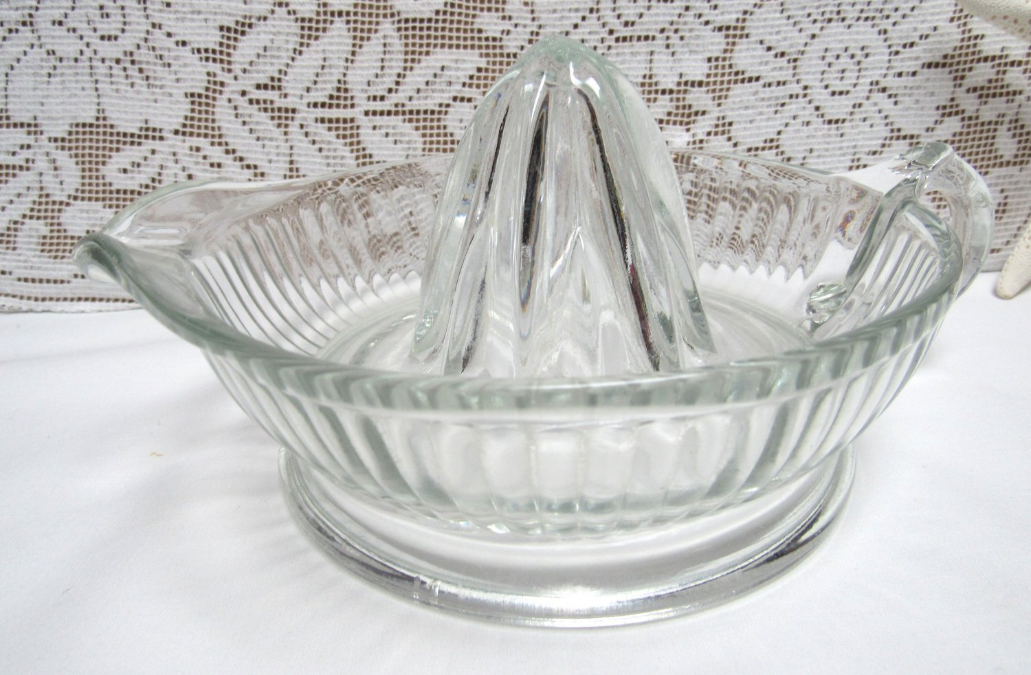 Vintage ANCHOR HOCKING Clear Glass Large Juicer Reamer Ribbed Style 6" x 8"