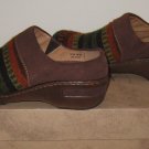 NEW Born Womens Clogs Shoes 7M NIB
