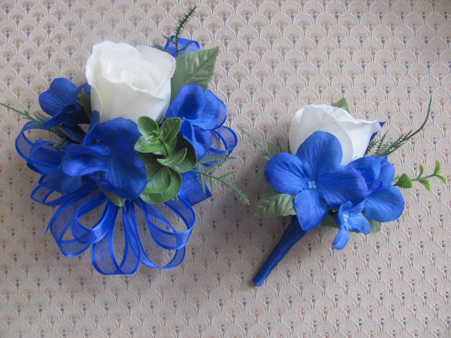 Corsage and Boutonniere Set for Wedding, Prom or Party2814 set