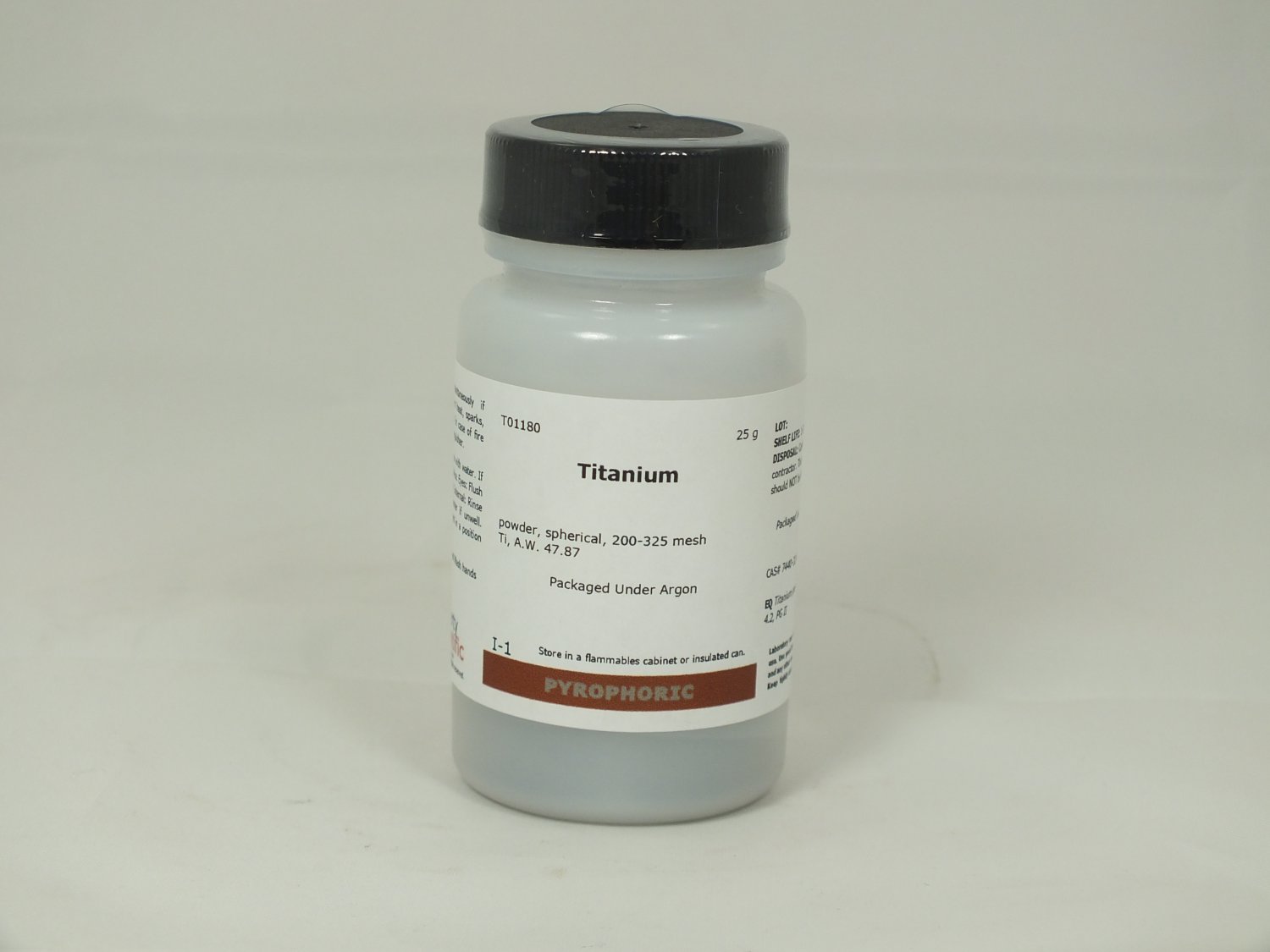 Titanium, powder, 25 g (T01180)