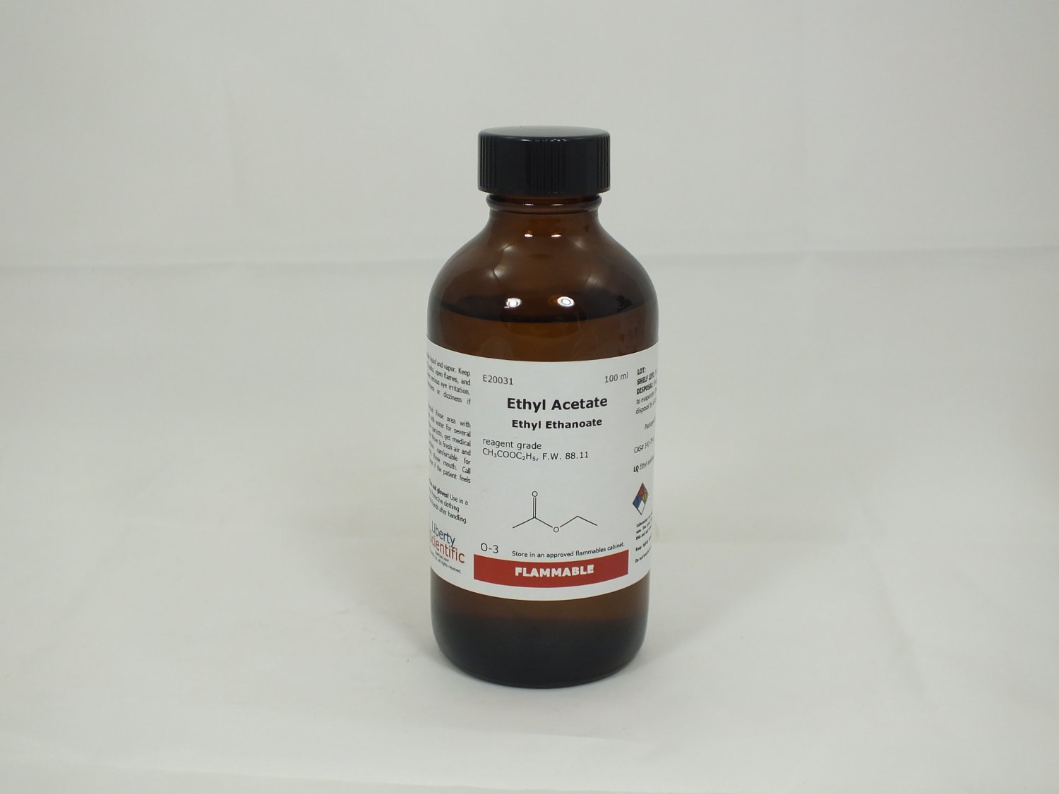Ethyl Acetate, reagent grade, 100 ml (E20031)