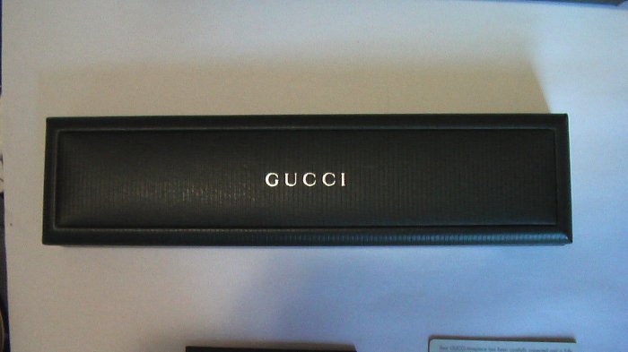 Gucci 3900 L Series Ladies Stainless Steel Watch