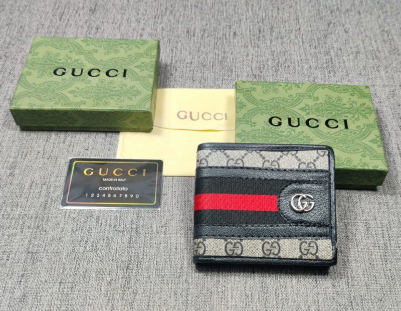 GG  G u c c i Auth Leather Bifold Wallet Ophidia GG Bifold Wallet