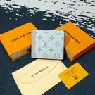 LOUIS.VUITTON Portefeuille Multiple Monogram Canvas Leather Bifold Wallet M30896 LOUIS.VUITTON Portefeuille Multiple Monogram Canvas Leather Bifold Wallet M30896
