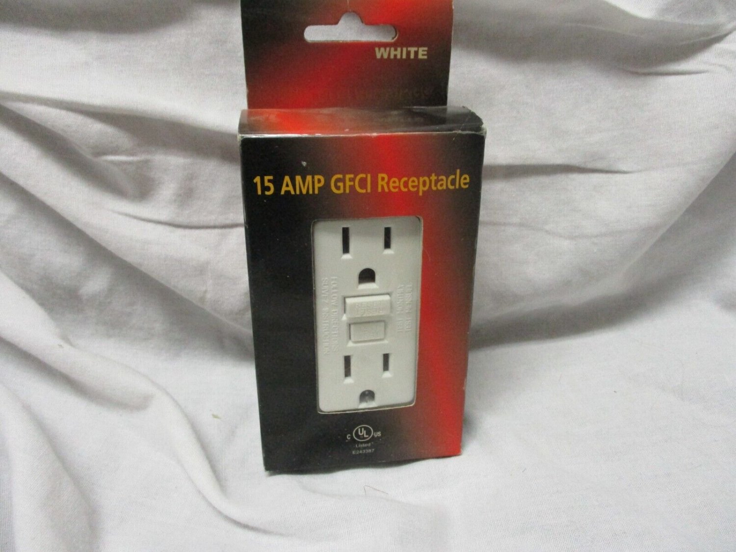 15-Amp GFCI Receptacle Model 15-200 Color White