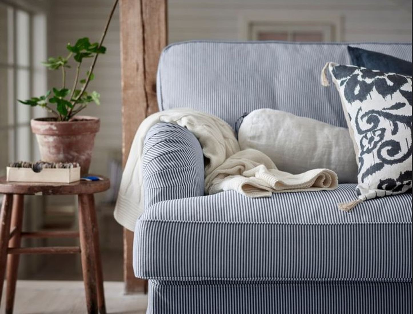 IKEA Stocksund 2 Seat Sofa SLIPCOVER Loveseat Cover REMVALLEN Blue White Stripes 61in