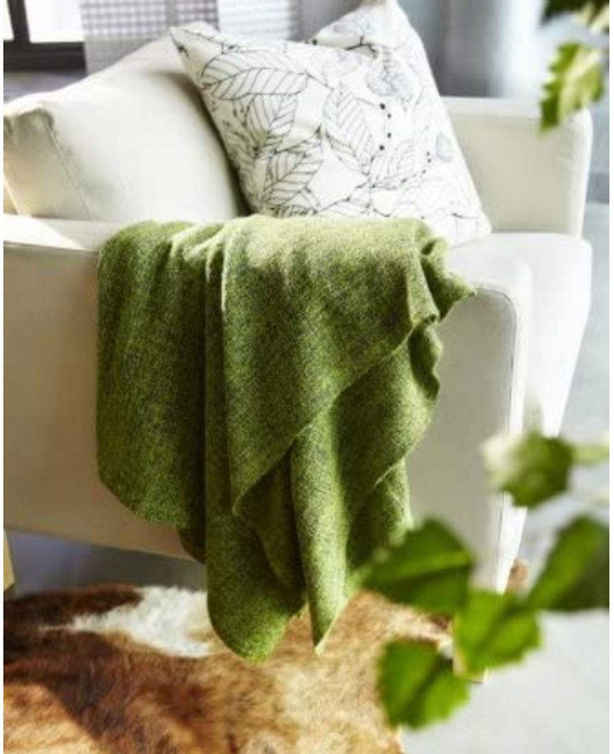 IKEA Gurli GREEN BLUE Throw BLANKET Afghan SOFT Cuddly Variegated