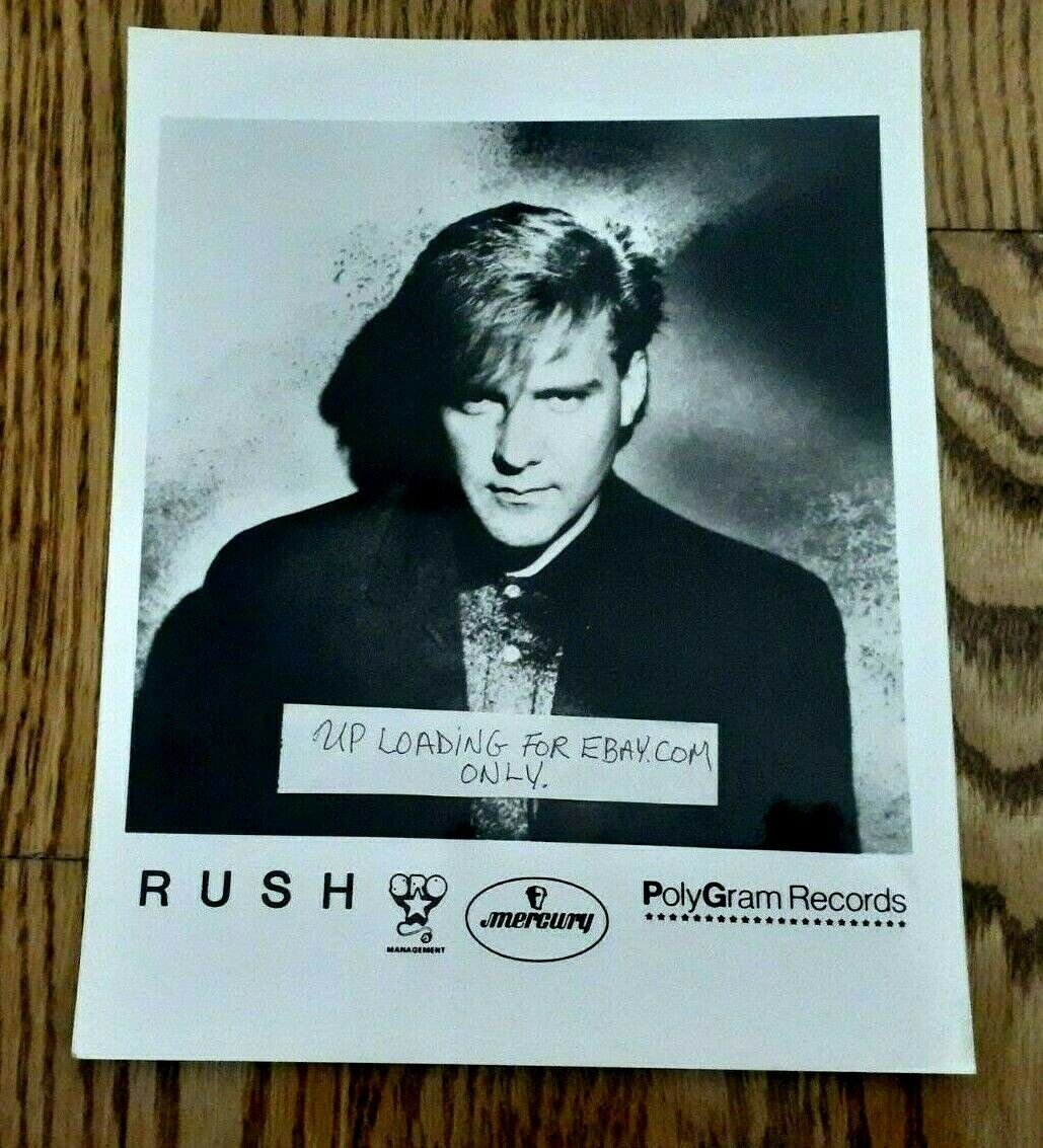 RUSH ALEX LIFESON PROMOTIONAL PRESS KIT BLACK & WHITE 8 X 10 GLOSSY PHOTO RARE