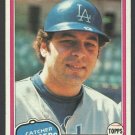 Los Angeles Dodgers Joe Ferguson 1981 Topps Baseball Card #711 nr mt