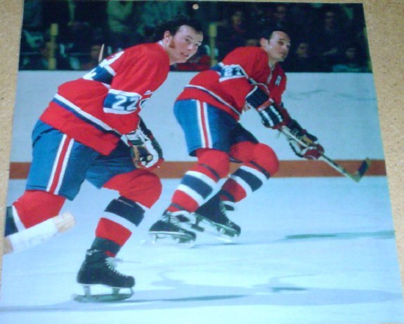 2 Montreal Canadiens Photos Jacques Lemaire vs Soviets Frank Mahovlich w/ Steve Shutt