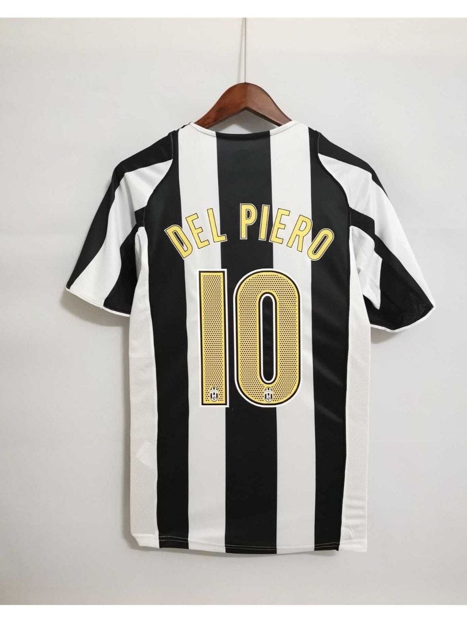 Del Piero 2005/2006 Juventus Retro Jersey Home Soccer Retro Jersey