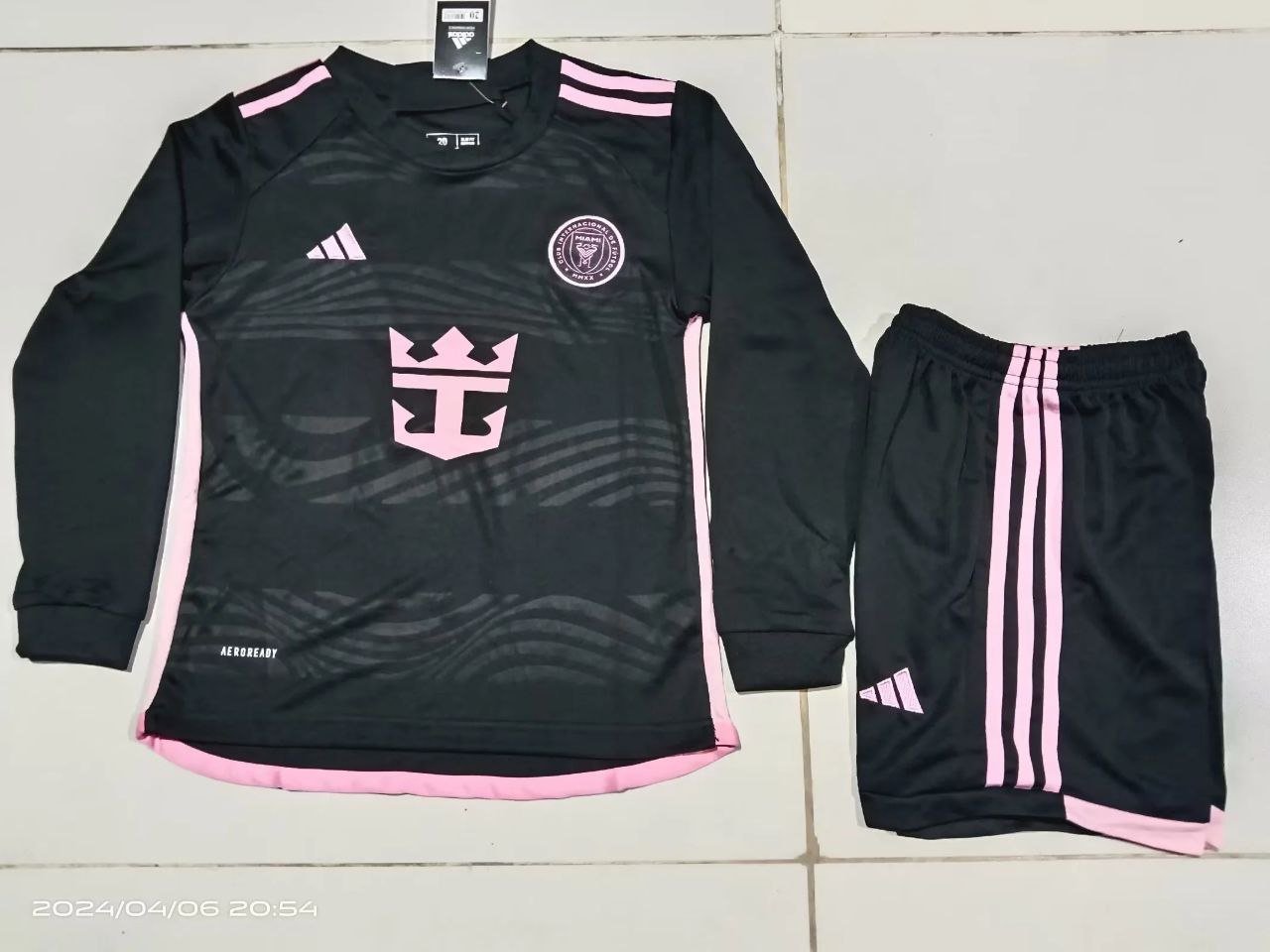 24-25 Miami Messi Away Kids Kit Long Sleeves Soccer Shirt Jersey