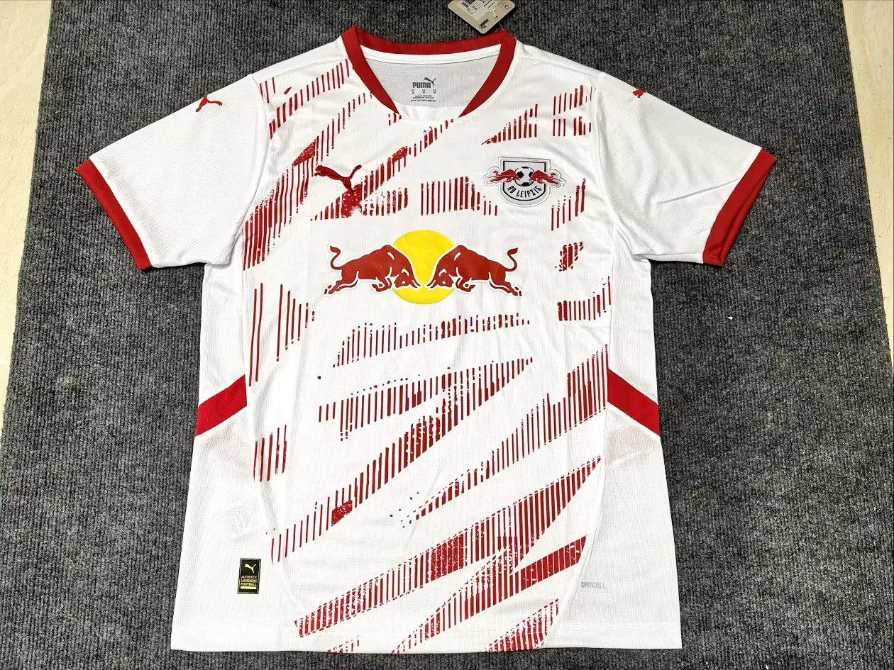 24-25 Leipzig home jersey
