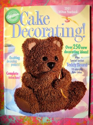 Wilton 2001 Year Book Cake Decorating Instructions Annual Review Pan / Pans + Tips Yearbook