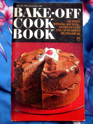 Pillsbury Bake Off 18th Cookbook Vintage 1967 ~ 100 Winning Recipes